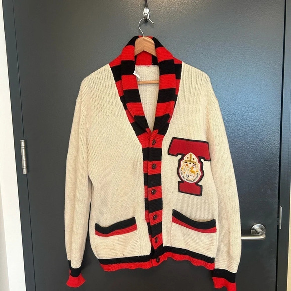 Not for sale Vintage men’s collegiate cardigan L in need of help!  I - Picture 3 of 8